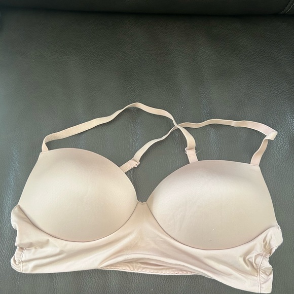 Victoria's Secret Bra Collection - Red, Black, Blue, Leopard. 7 38C bras - Picture 16 of 16